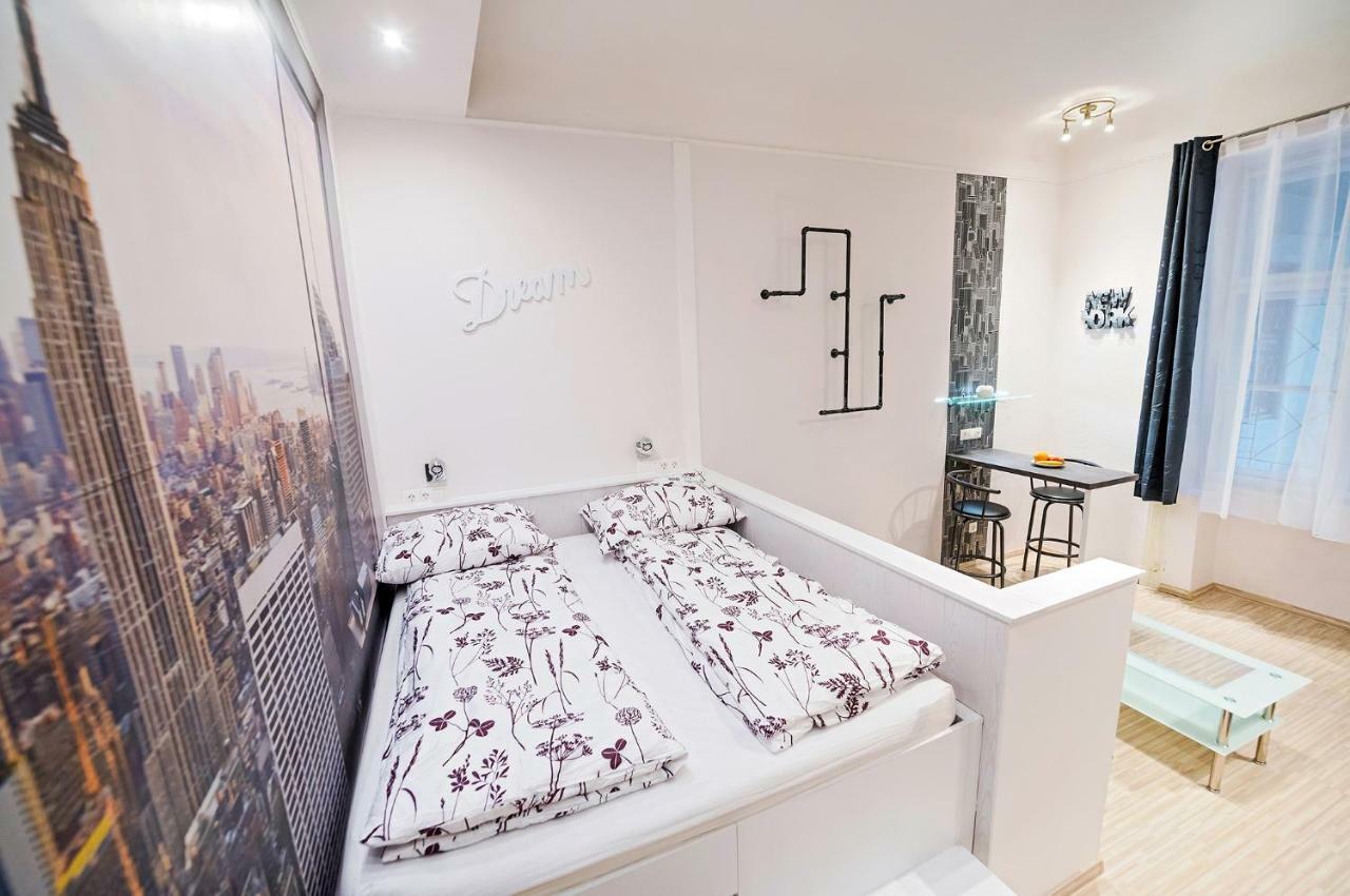 Free Parking, Quiet Design Flat In The Centre Apartamento Budapeste Exterior foto
