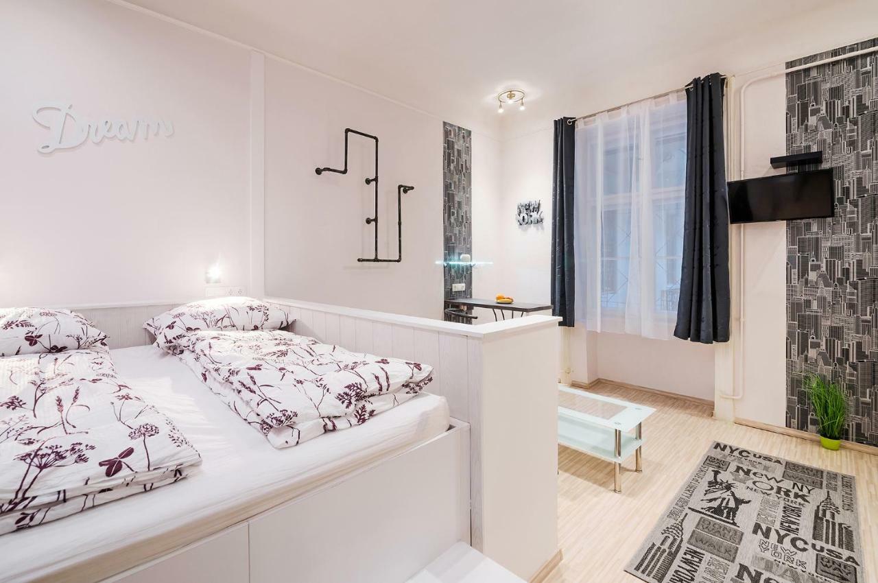 Free Parking, Quiet Design Flat In The Centre Apartamento Budapeste Exterior foto